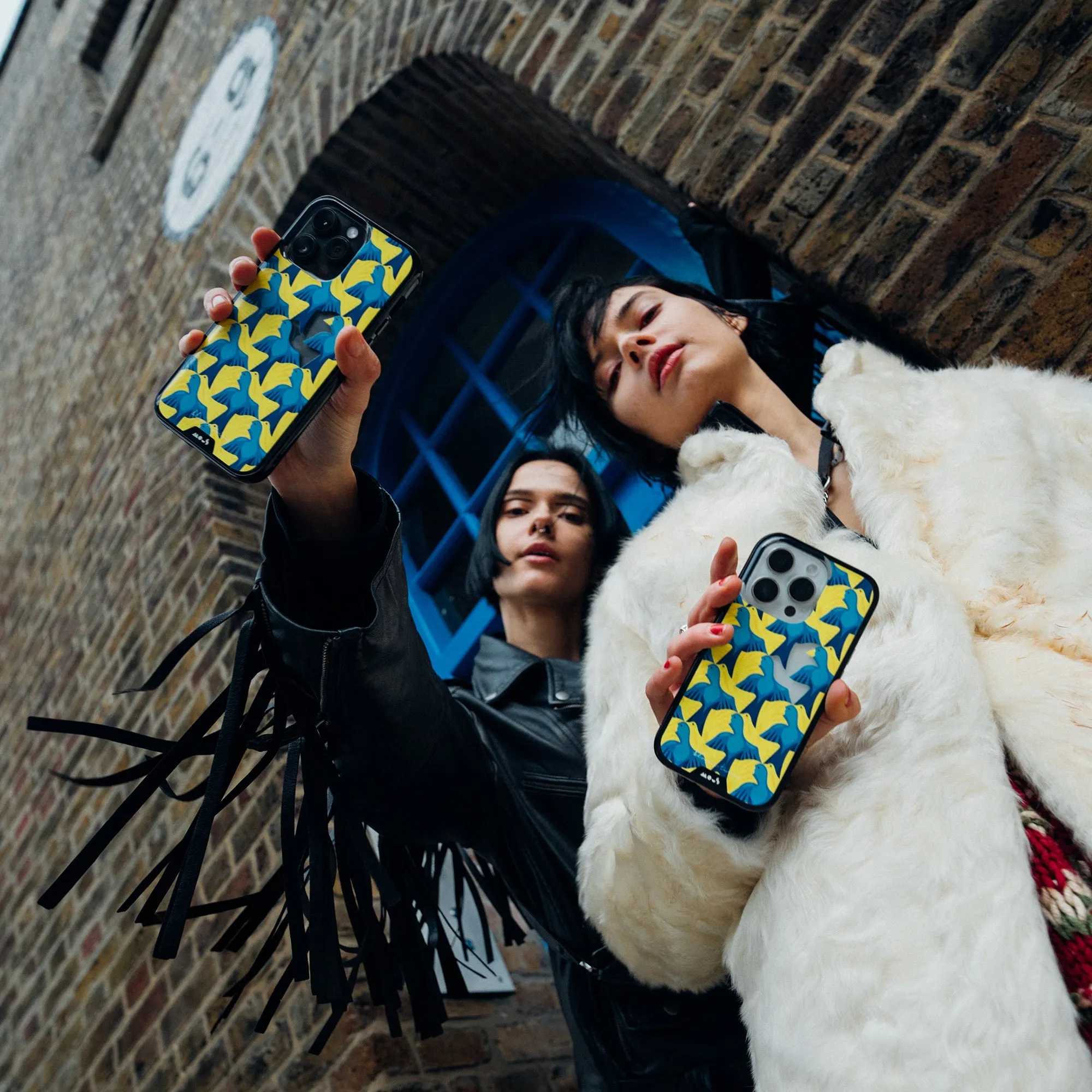 Bloom Twins Nightingale MagSafe® Compatible Phone Case