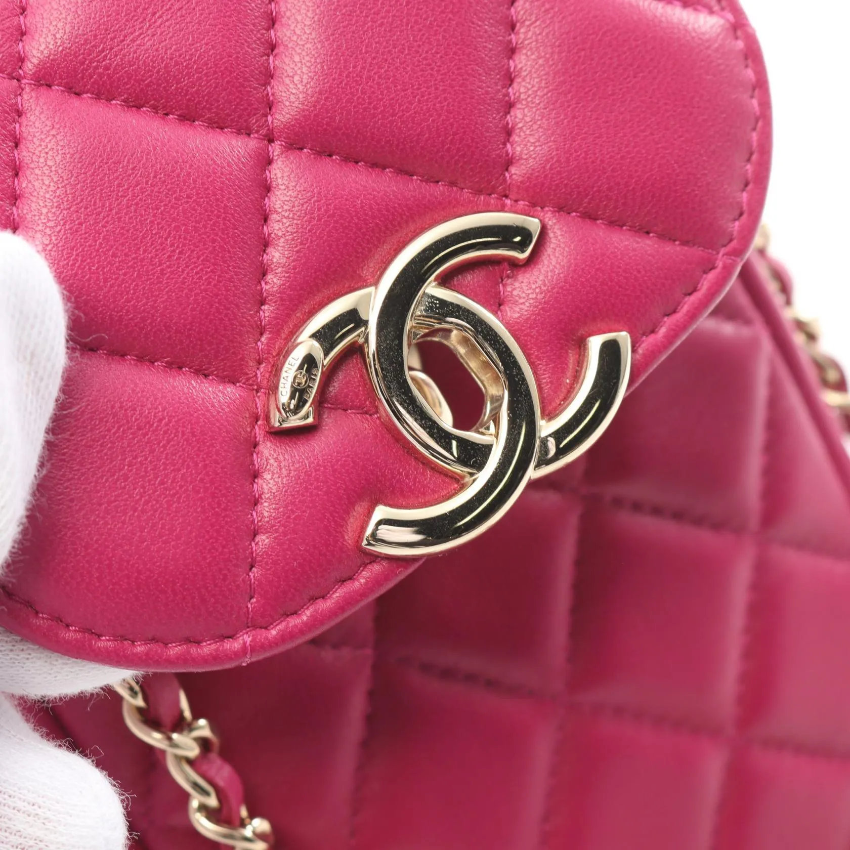 Chanel Lambskin Matelasse Phone Shoulder Bag