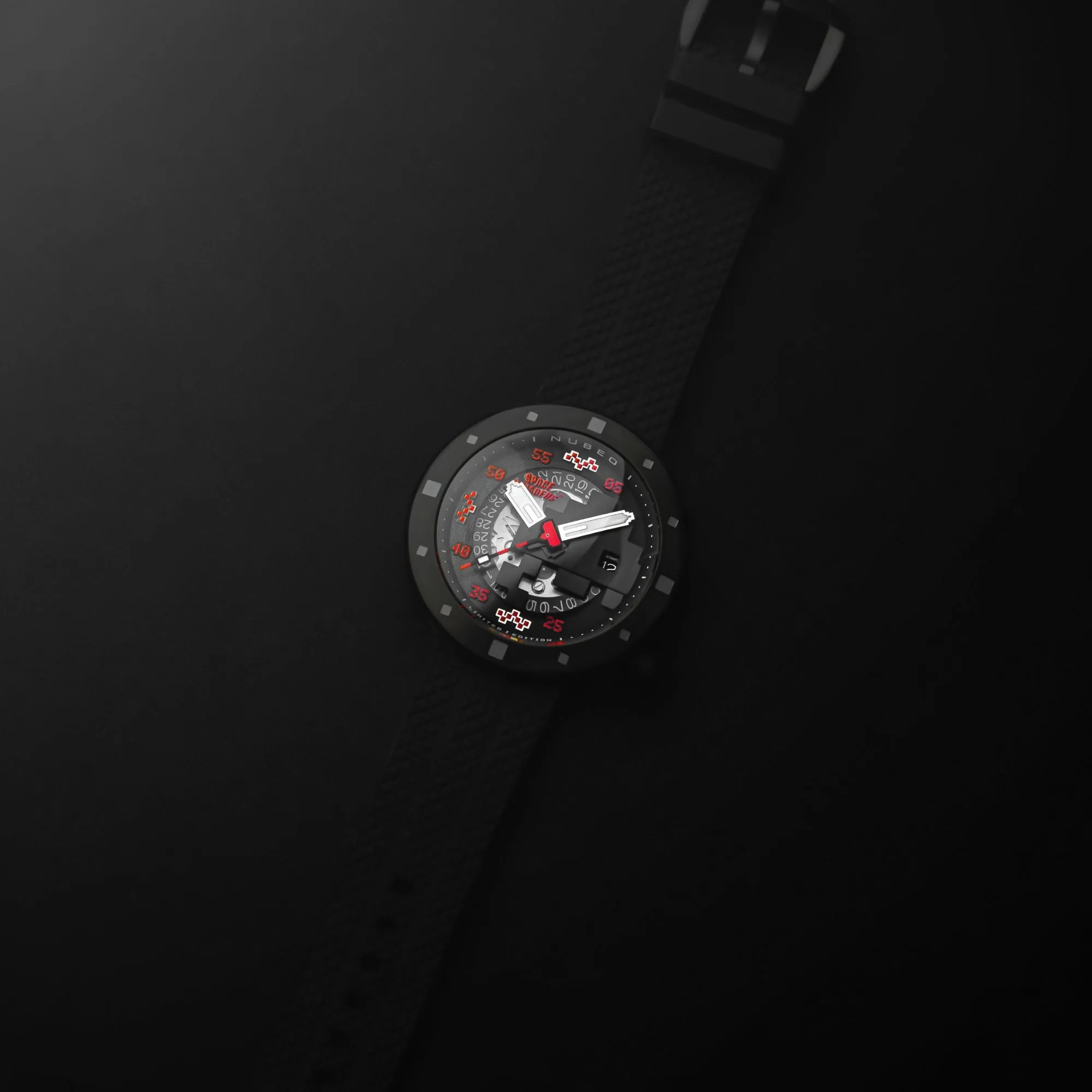 Eclipse Red